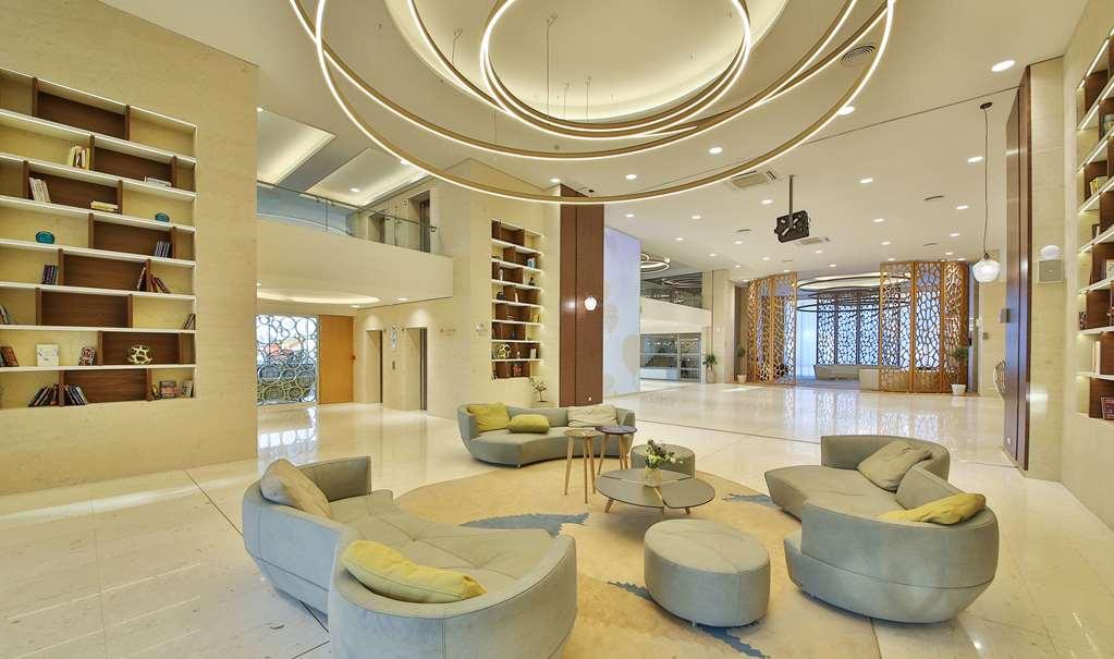 Maritim Hotel Paradise Blue Albena Interior photo