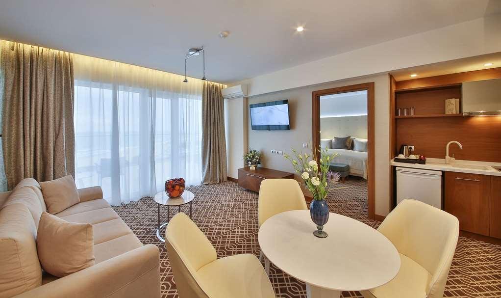 Maritim Hotel Paradise Blue Albena Room photo