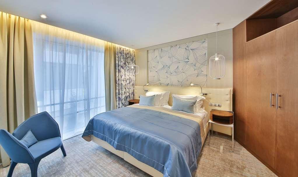 Maritim Hotel Paradise Blue Albena Room photo