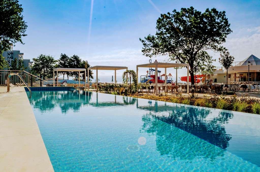 Maritim Hotel Paradise Blue Albena Facilities photo
