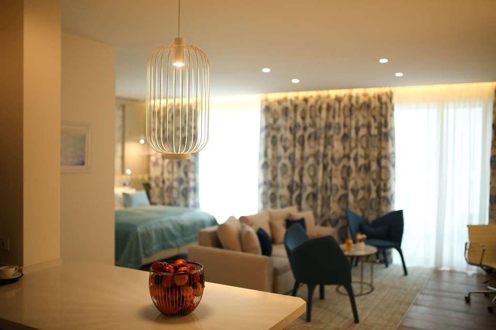 Maritim Hotel Paradise Blue Albena Room photo