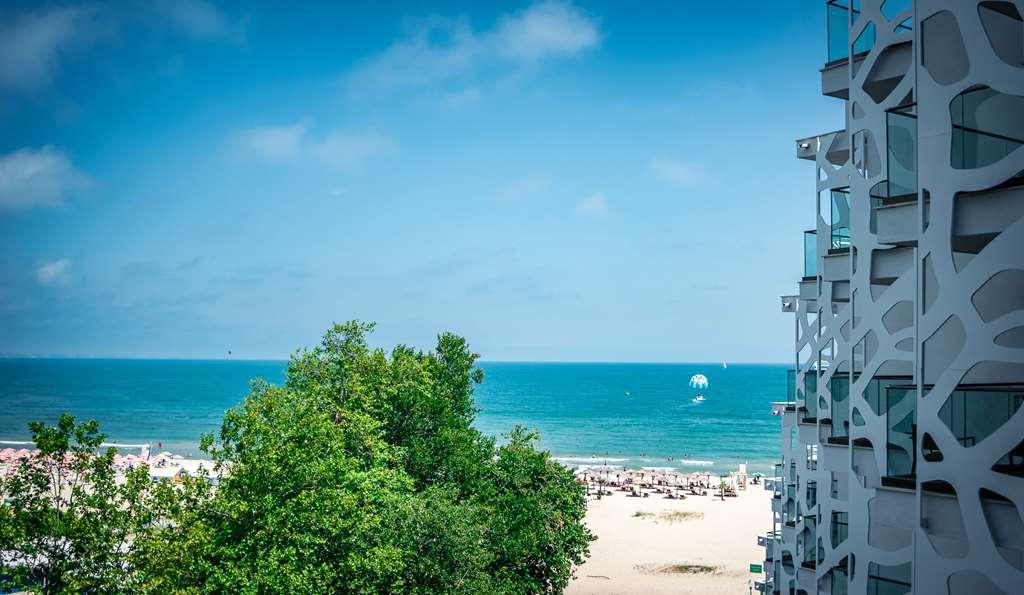 Maritim Hotel Paradise Blue Albena Amenities photo