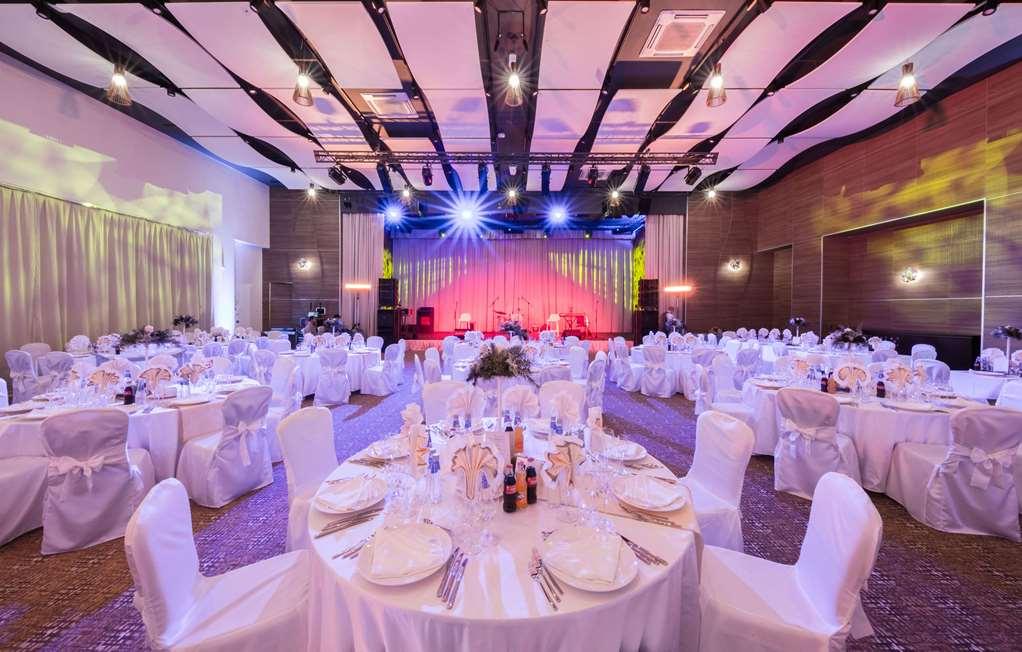 Maritim Hotel Paradise Blue Albena Facilities photo