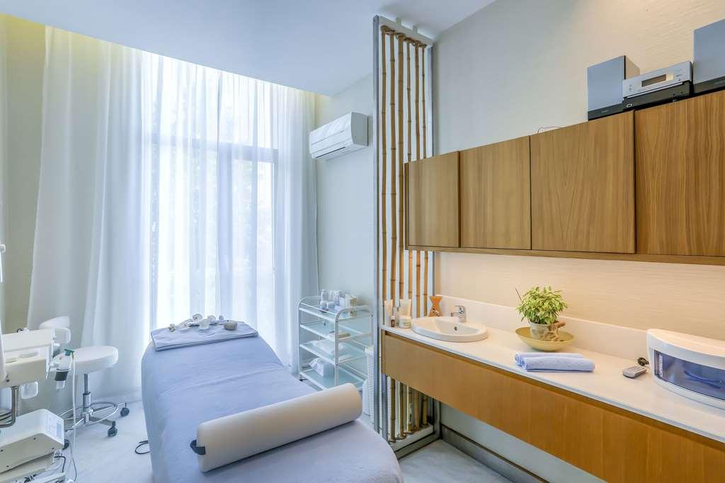 Maritim Hotel Paradise Blue Albena Facilities photo